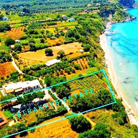 Tetraktys Estate Beachside Υδωρ Ágios Matthaíos 外观 照片